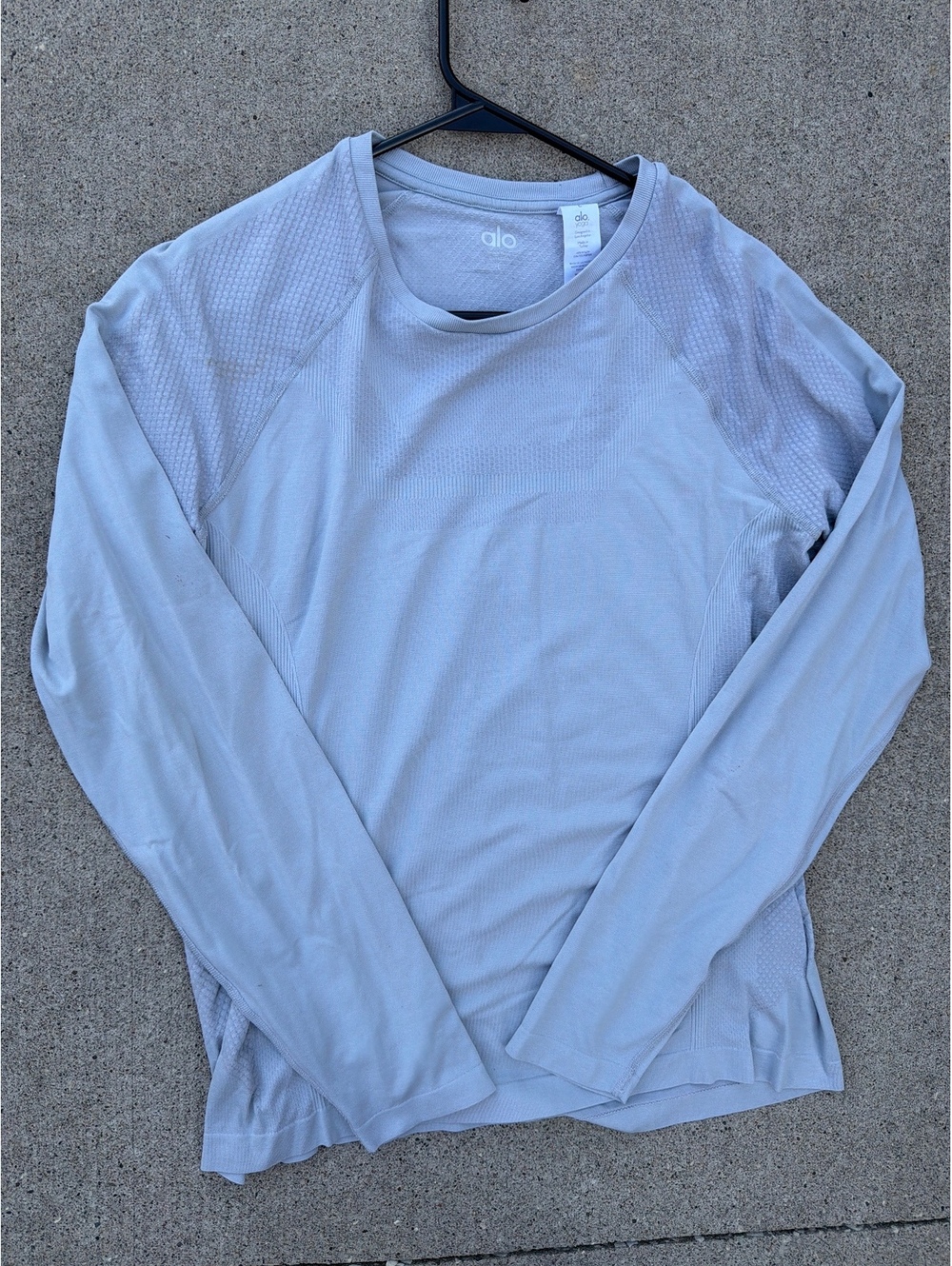 Large - Women - alo Yoga Long Sleeve Light Gray Shirt